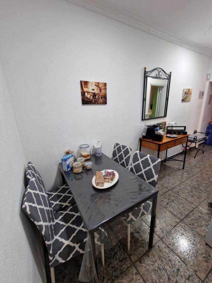 Apartment & Beach - Airport El Burrero Exterior photo